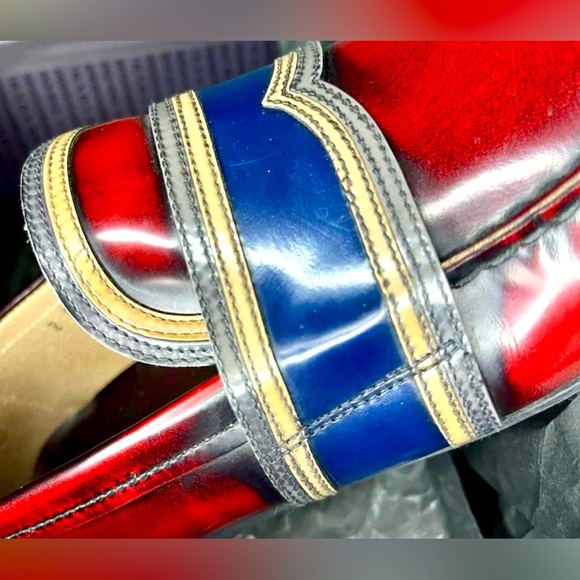 25% PRICE DROP!! $225 (was $295)
GORGEOUS PRADA Loafers - Picture 3 of 14